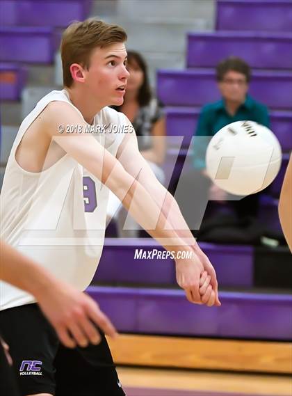 Thumbnail 1 in Notre Dame Prep @ Northwest Christian photogallery.