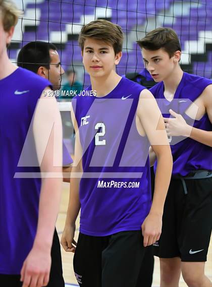 Thumbnail 2 in Notre Dame Prep @ Northwest Christian photogallery.
