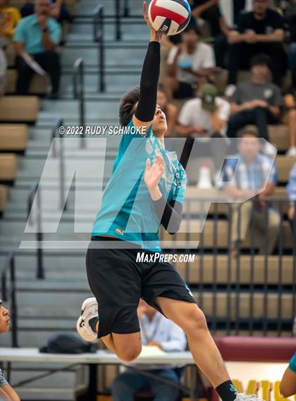 Thumbnail 2 in Mar Vista vs. Del Lago Academy (CIF SDS D4 Championship) photogallery.