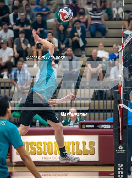 Thumbnail 2 in Mar Vista vs. Del Lago Academy (CIF SDS D4 Championship) photogallery.