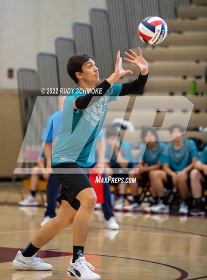Thumbnail 2 in Mar Vista vs. Del Lago Academy (CIF SDS D4 Championship) photogallery.