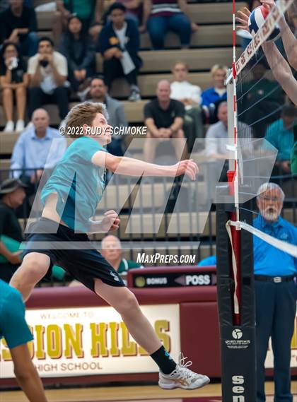 Thumbnail 2 in Mar Vista vs. Del Lago Academy (CIF SDS D4 Championship) photogallery.
