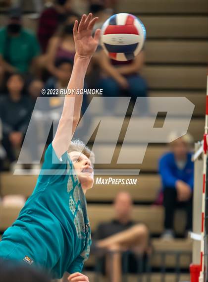 Thumbnail 1 in Mar Vista vs. Del Lago Academy (CIF SDS D4 Championship) photogallery.