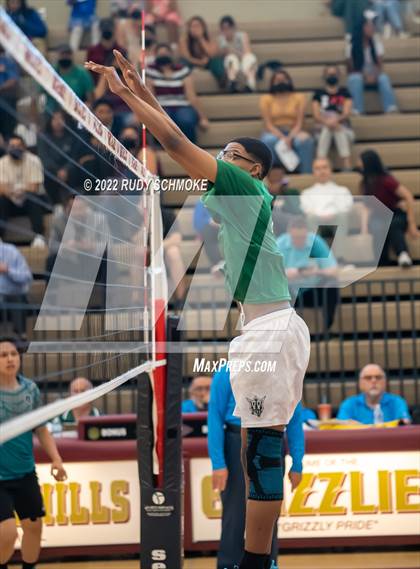 Thumbnail 2 in Mar Vista vs. Del Lago Academy (CIF SDS D4 Championship) photogallery.