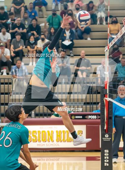 Thumbnail 1 in Mar Vista vs. Del Lago Academy (CIF SDS D4 Championship) photogallery.