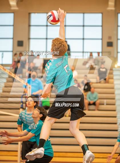 Thumbnail 3 in Mar Vista vs. Del Lago Academy (CIF SDS D4 Championship) photogallery.