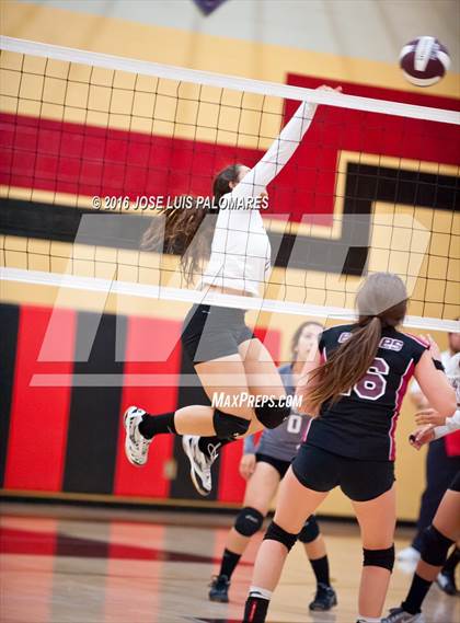 Thumbnail 2 in University Prep vs. Lake Arrowhead Christian (CIF SS Div 10 Final Four Playoff) photogallery.