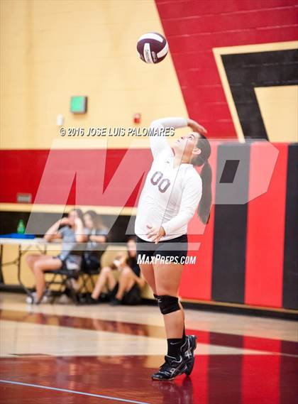 Thumbnail 3 in University Prep vs. Lake Arrowhead Christian (CIF SS Div 10 Final Four Playoff) photogallery.