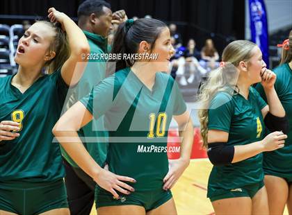 Thumbnail 3 in Clifton vs. Boyd (UIL 3A D2 Volleyball Final Medal Ceremony) photogallery.