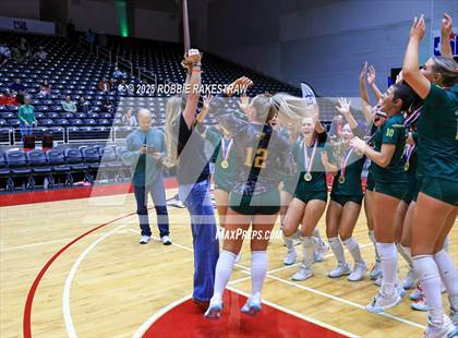 Thumbnail 1 in Clifton vs. Boyd (UIL 3A D2 Volleyball Final Medal Ceremony) photogallery.