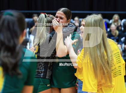Thumbnail 3 in Clifton vs. Boyd (UIL 3A D2 Volleyball Final Medal Ceremony) photogallery.