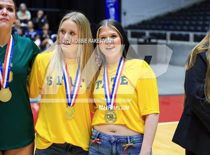 Thumbnail 3 in Clifton vs. Boyd (UIL 3A D2 Volleyball Final Medal Ceremony) photogallery.