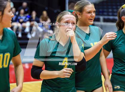 Thumbnail 1 in Clifton vs. Boyd (UIL 3A D2 Volleyball Final Medal Ceremony) photogallery.