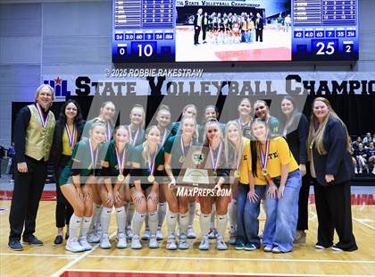 Thumbnail 2 in Clifton vs. Boyd (UIL 3A D2 Volleyball Final Medal Ceremony) photogallery.