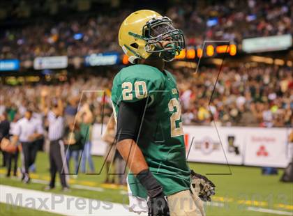 Thumbnail 1 in Parkway vs. Acadiana (LHSAA D5 Final) photogallery.