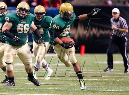 Thumbnail 1 in Parkway vs. Acadiana (LHSAA D5 Final) photogallery.