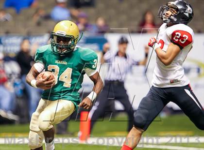 Thumbnail 3 in Parkway vs. Acadiana (LHSAA D5 Final) photogallery.
