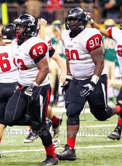 Thumbnail 2 in Parkway vs. Acadiana (LHSAA D5 Final) photogallery.