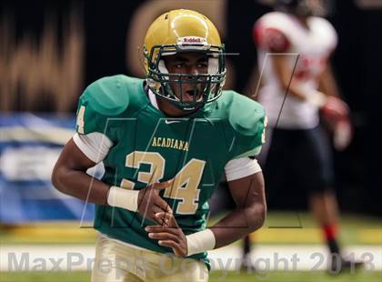 Thumbnail 1 in Parkway vs. Acadiana (LHSAA D5 Final) photogallery.