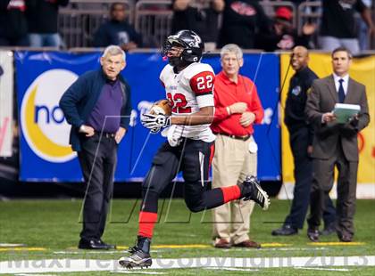 Thumbnail 1 in Parkway vs. Acadiana (LHSAA D5 Final) photogallery.