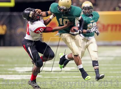 Thumbnail 1 in Parkway vs. Acadiana (LHSAA D5 Final) photogallery.