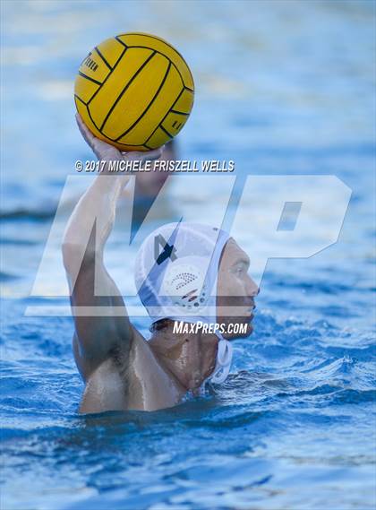 Thumbnail 2 in Cathedral vs. La Jolla (CIF SDS D3 Quarterfinal) photogallery.