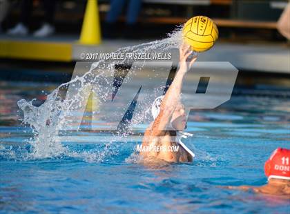 Thumbnail 3 in Cathedral vs. La Jolla (CIF SDS D3 Quarterfinal) photogallery.