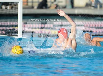 Thumbnail 2 in Cathedral vs. La Jolla (CIF SDS D3 Quarterfinal) photogallery.