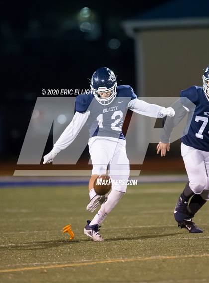 Thumbnail 2 in Harbor Creek vs Oil City (PIAA D10 4A Championship) photogallery.