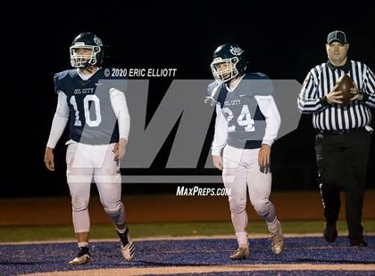 Thumbnail 2 in Harbor Creek vs Oil City (PIAA D10 4A Championship) photogallery.