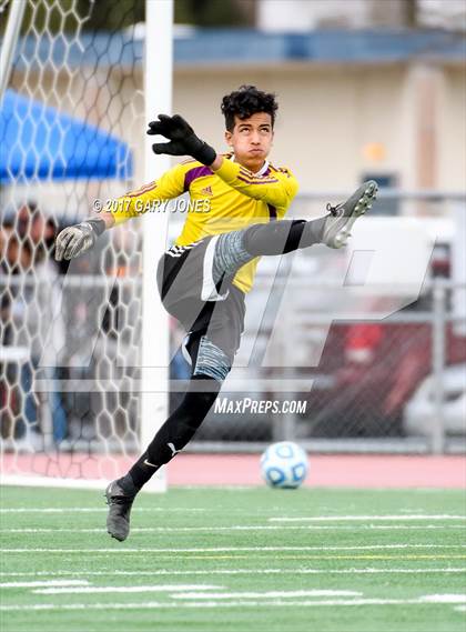 Thumbnail 2 in Pacheco vs. Sierra (CIF SJS D4 Final) photogallery.