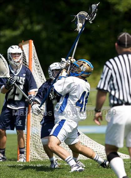 Thumbnail 3 in Staples @ Newtown (CIAC Class L Playoffs) photogallery.