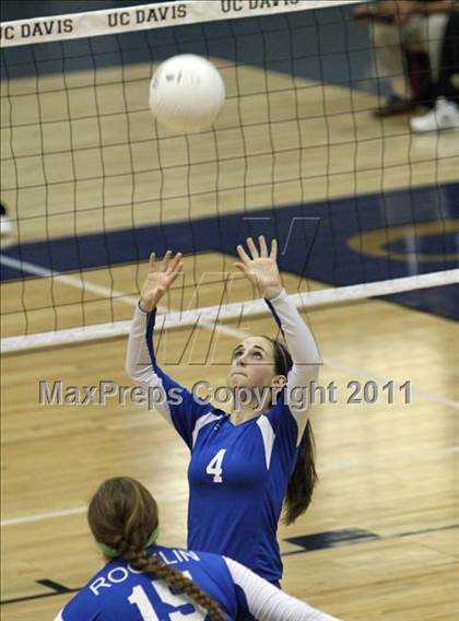 Thumbnail 2 in El Camino vs Rocklin (CIF SJS D2 Final) photogallery.