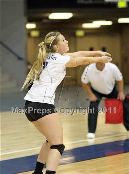 Thumbnail 2 in El Camino vs Rocklin (CIF SJS D2 Final) photogallery.