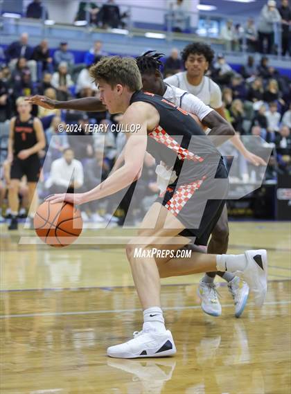 Thumbnail 2 in Corner Canyon vs. Timpview (5 for the Fight National Hoopfest) photogallery.