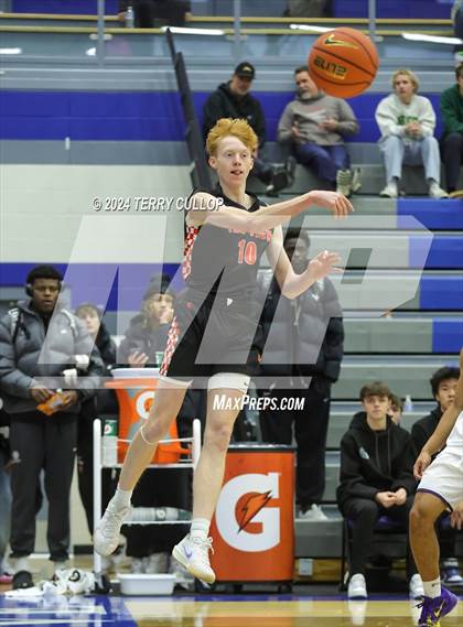 Thumbnail 2 in Corner Canyon vs. Timpview (5 for the Fight National Hoopfest) photogallery.