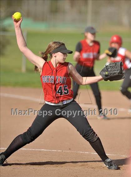Thumbnail 2 in Victory Christian @ Sacramento Country Day photogallery.