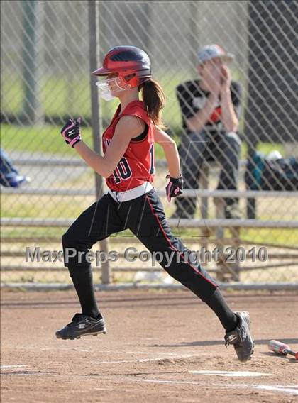 Thumbnail 2 in Victory Christian @ Sacramento Country Day photogallery.