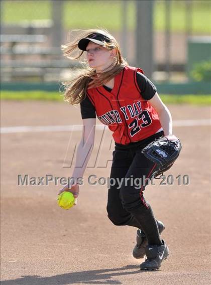 Thumbnail 3 in Victory Christian @ Sacramento Country Day photogallery.