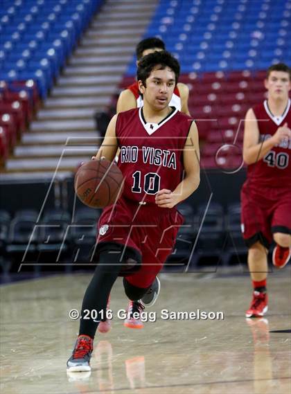 Thumbnail 2 in Rio Vista vs. Galt photogallery.