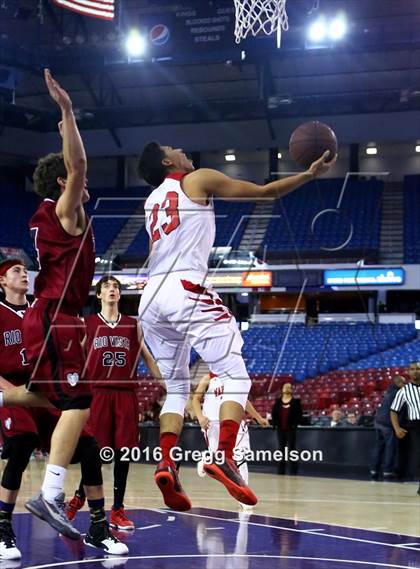 Thumbnail 2 in Rio Vista vs. Galt photogallery.