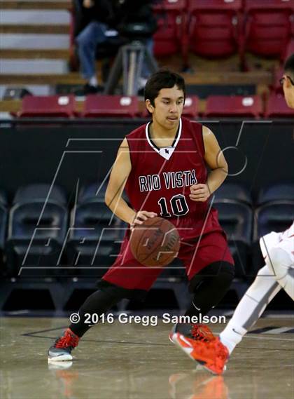 Thumbnail 2 in Rio Vista vs. Galt photogallery.