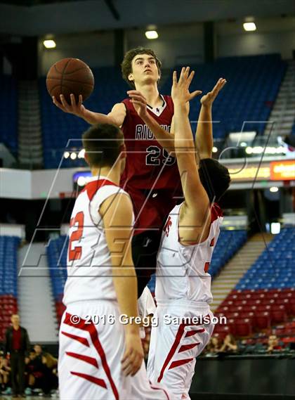Thumbnail 3 in Rio Vista vs. Galt photogallery.