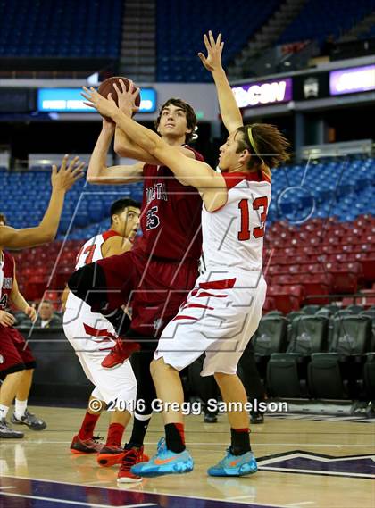 Thumbnail 3 in Rio Vista vs. Galt photogallery.