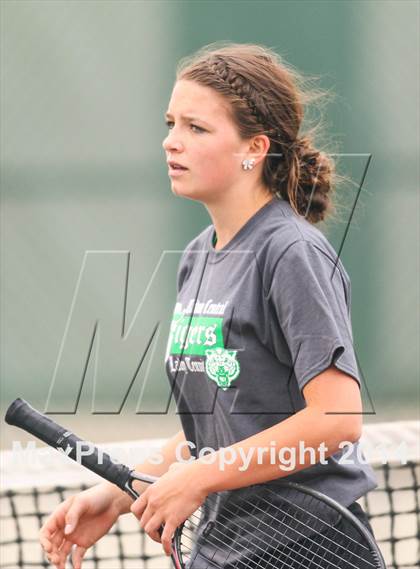 Thumbnail 3 in Lapel @ Triton Central photogallery.