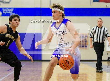 Thumbnail 2 in Hebbronville @ George West photogallery.