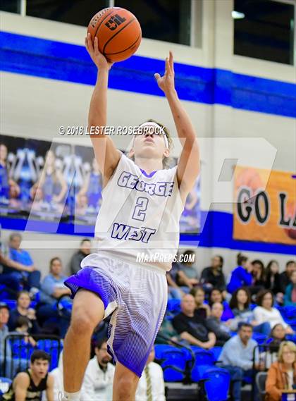 Thumbnail 1 in Hebbronville @ George West photogallery.