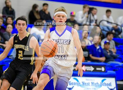 Thumbnail 3 in Hebbronville @ George West photogallery.