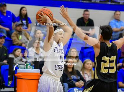 Thumbnail 2 in Hebbronville @ George West photogallery.