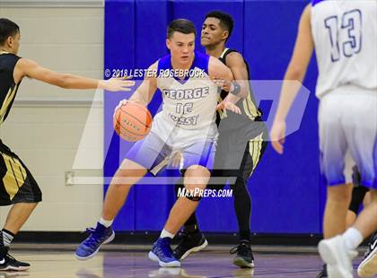Thumbnail 1 in Hebbronville @ George West photogallery.
